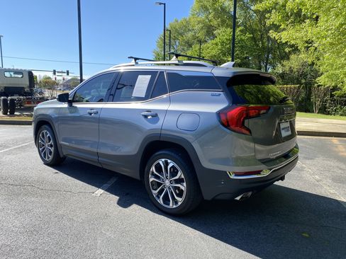 Used 2020 GMC Terrain SLT w/ Preferred Package AWD/4WD image 7