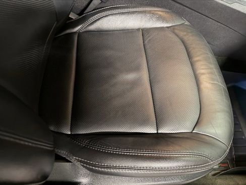 Used 2018 Ford Explorer Limited image 33