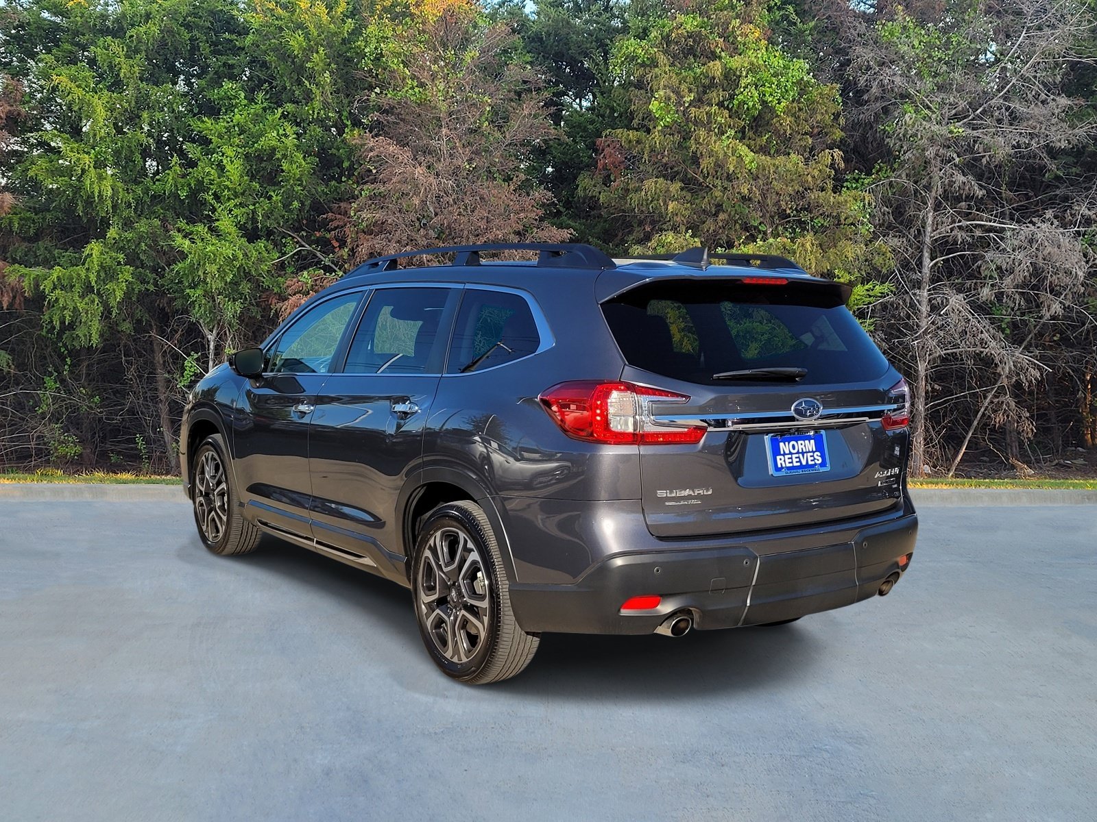 Used 2025 Subaru Ascent Touring w/ Popular Package #2 AWD/4WD image 21