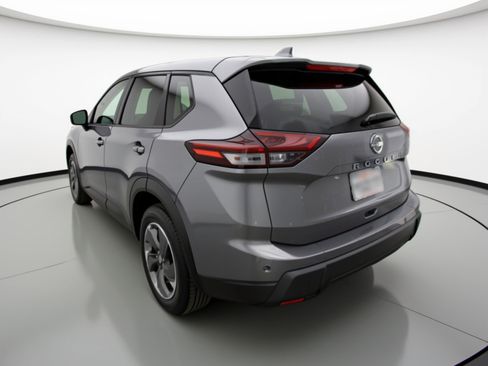 Used 2025 Nissan Rogue SV FWD image 6