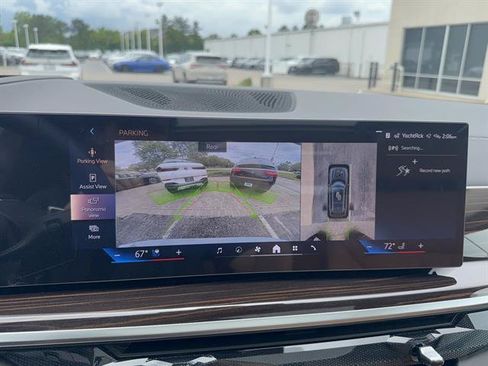 New 2026 BMW X7 xDrive40i AWD/4WD image 18
