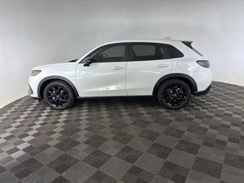 Certified 2025 Honda HR-V Sport image 10
