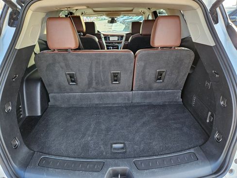 Used 2020 Buick Enclave Avenir w/ Avenir Technology Package image 31