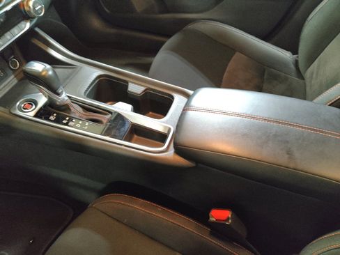 Used 2025 Nissan Sentra SR FWD image 26