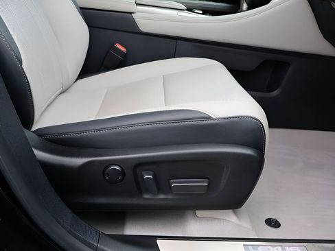 Used 2019 Lexus RX 350 AWD w/ Navigation Package image 10