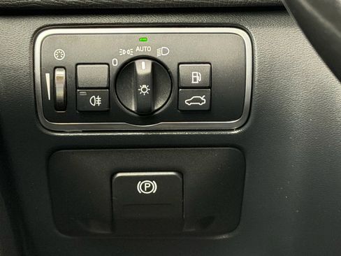 Used 2015 Volvo XC60 T5 image 35