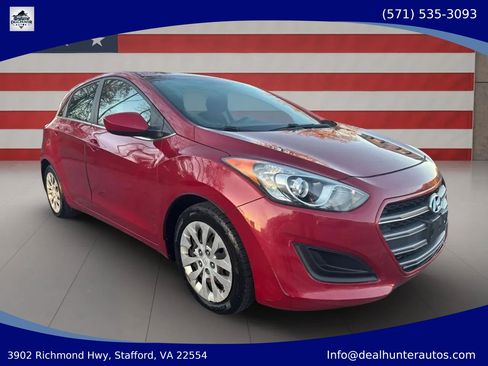 Used 2016 Hyundai Elantra GT FWD image 3
