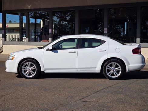 Used 2011 Dodge Avenger Heat image 6