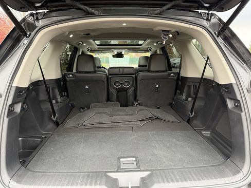 Used 2024 Honda Pilot Elite image 23