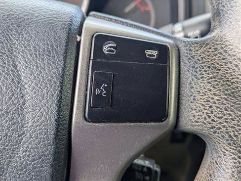 Used 2013 Toyota 4Runner SR5 image 16