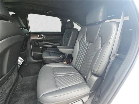 Used 2025 Kia Sorento SX Prestige AWD/4WD image 17