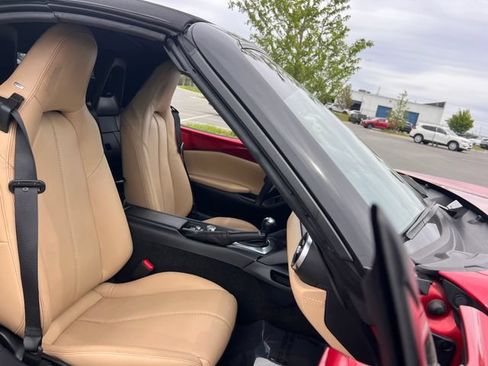 Used 2019 MAZDA MX-5 Miata Grand Touring RWD image 27
