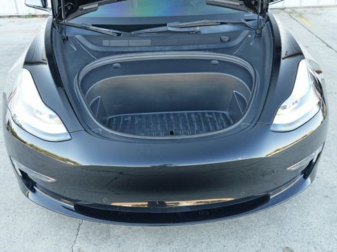 Used 2022 Tesla Model 3 Performance image 8