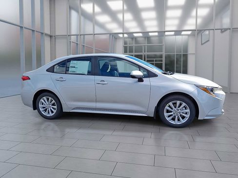 New 2026 Toyota Corolla LE image 6