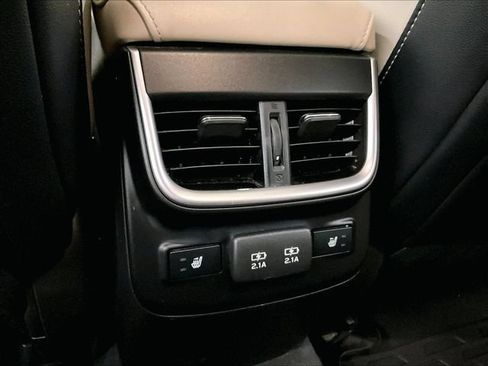 Used 2022 Subaru Legacy Limited AWD/4WD image 32