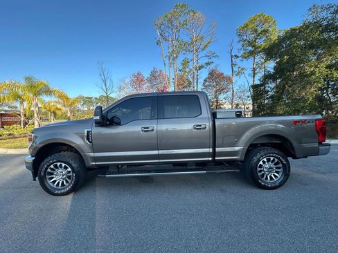 Used 2022 Ford F350 Lariat w/ Lariat Value Package image 5
