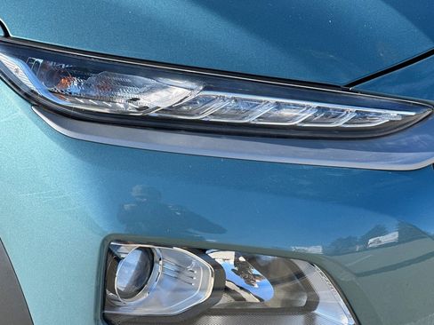 Used 2019 Hyundai Kona SEL image 10