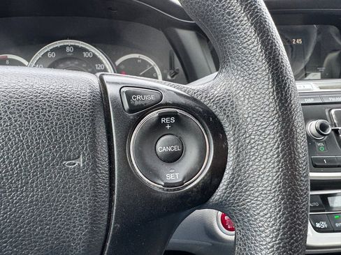 Used 2015 Honda Accord EX image 14