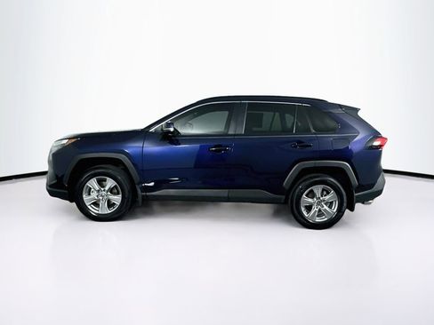 Used 2025 Toyota RAV4 XLE w/ Convenience Package FWD image 6
