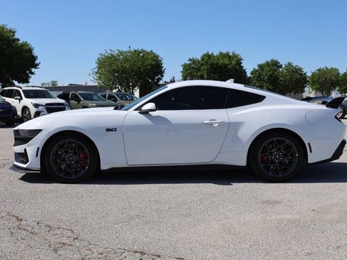 Used 2024 Ford Mustang GT Premium RWD image 8