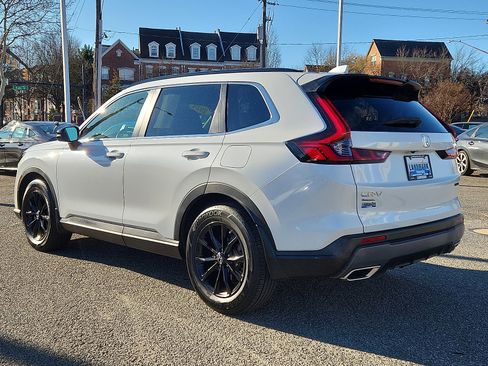 Used 2024 Honda CR-V Sport image 6