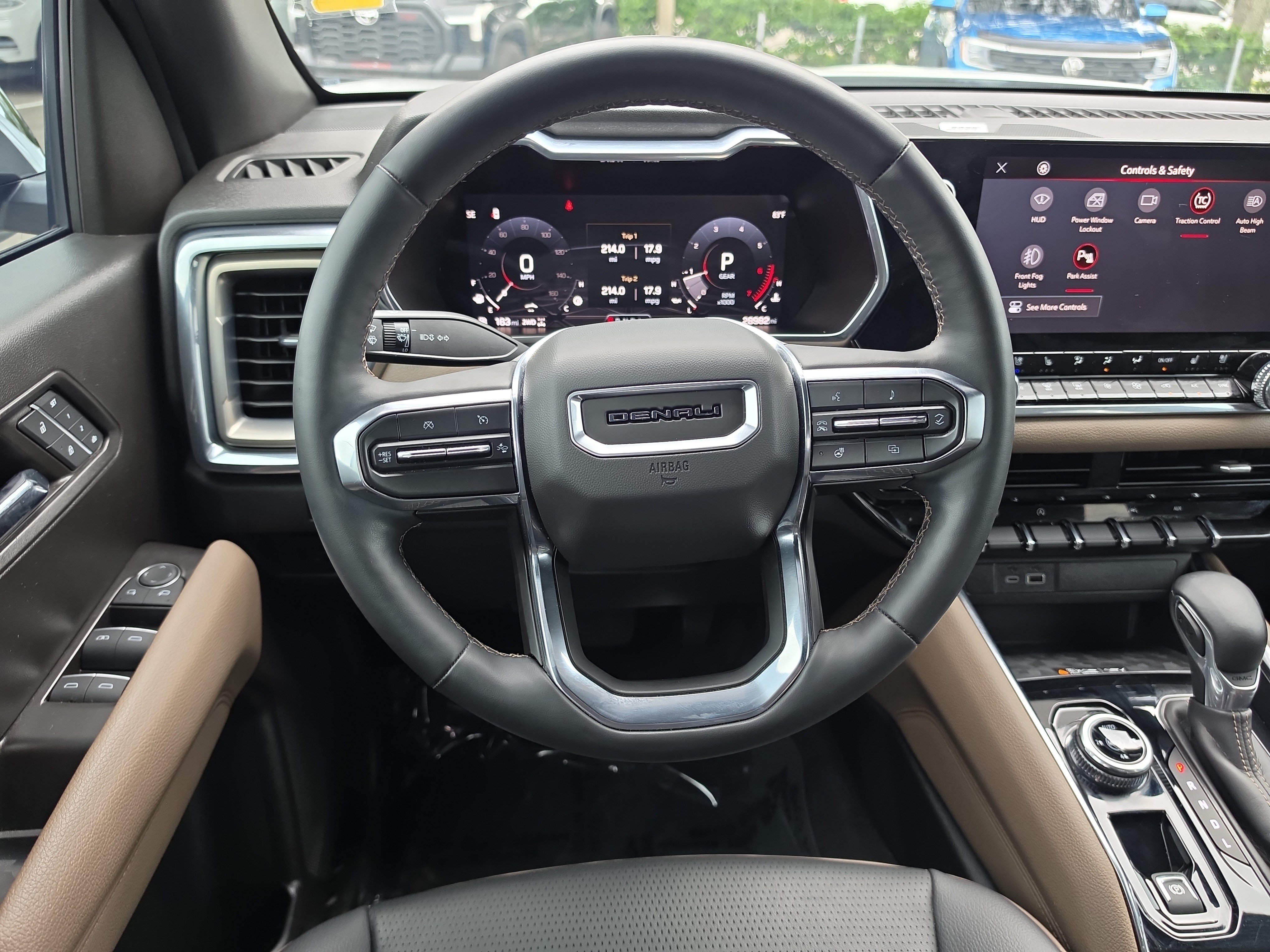 Used 2024 GMC Canyon Denali AWD/4WD image 13