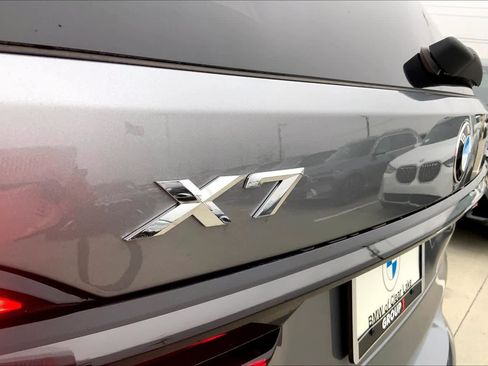 Used 2026 BMW X7 xDrive40i image 15