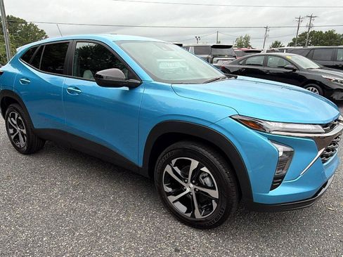 New 2026 Chevrolet Trax RS FWD image 6