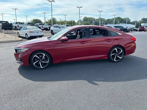 Used 2018 Honda Accord Sport image 16