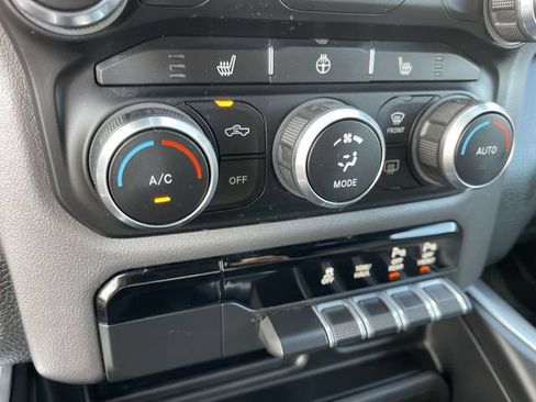 Used 2021 RAM 1500 Big Horn AWD/4WD image 18