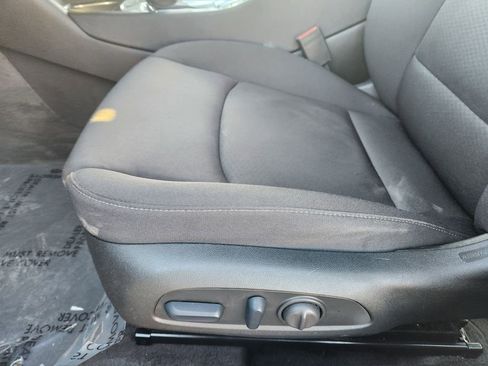 Used 2024 Chevrolet Malibu LT image 17