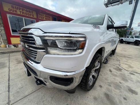 Used 2020 RAM 1500 Laramie AWD/4WD image 1