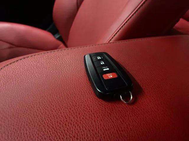 Used 2022 Toyota Camry XSE w/ Driver Assist Package FWD image 91