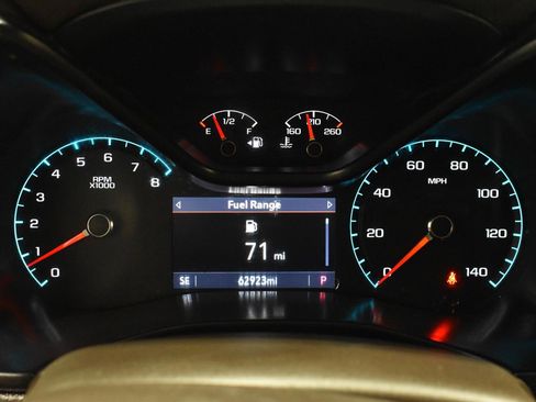 Used 2022 GMC Canyon Denali image 24