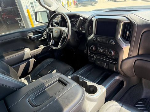 Used 2020 Chevrolet Silverado 1500 LTZ AWD/4WD image 19