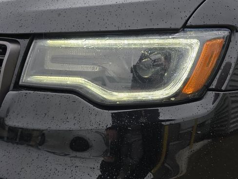 Used 2020 Jeep Grand Cherokee High Altitude image 35