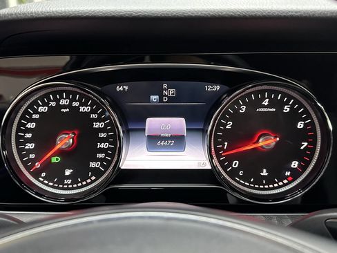 Used 2018 Mercedes-Benz E 300 4MATIC image 23