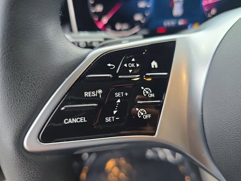 Certified 2025 Mercedes-Benz GLC 300 4MATIC image 19