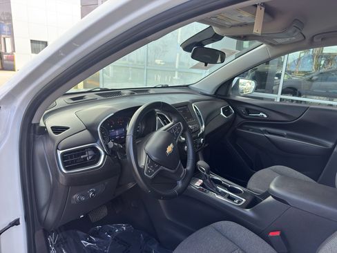 Used 2023 Chevrolet Equinox LT FWD image 3