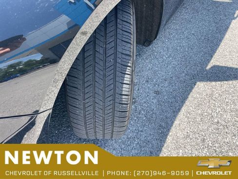 Used 2020 Chevrolet Malibu LT FWD image 39