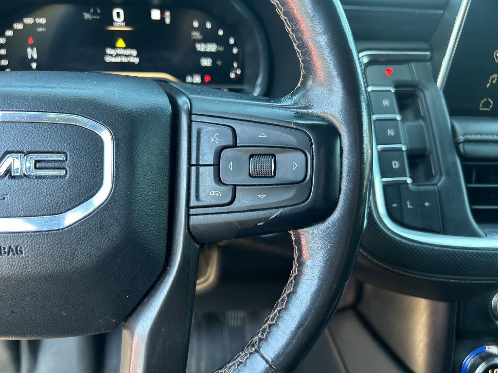 Used 2022 GMC Yukon AT4 w/ AT4 Premium Plus Package AWD/4WD image 21