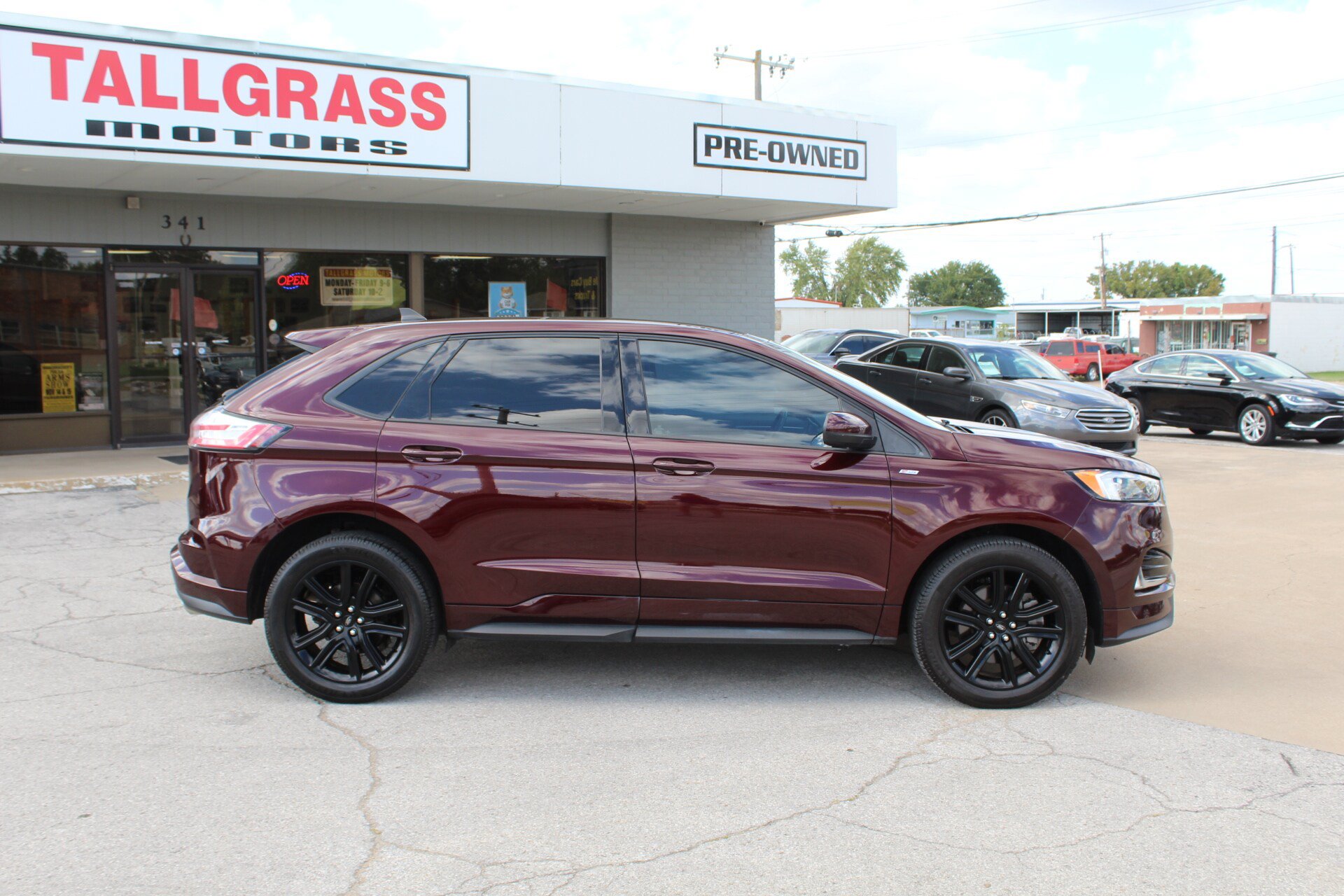 Used 2021 Ford Edge ST-Line FWD image 3