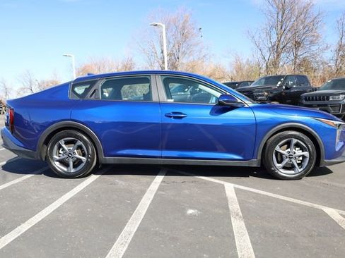 Used 2025 Kia K4 LXS image 4