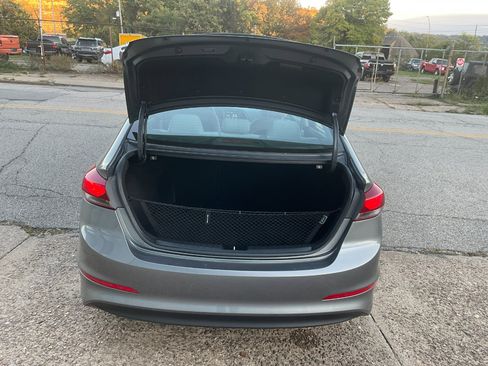 Used 2018 Hyundai Elantra Value Edition image 26
