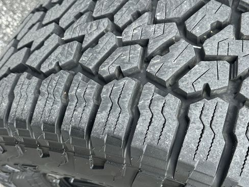 Used 2021 Jeep Gladiator Rubicon w/ Cold Weather Group image 12