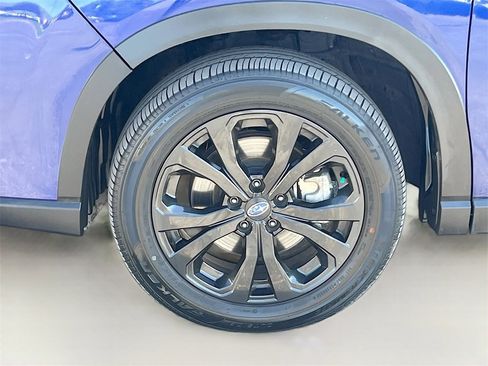 Used 2023 Subaru Forester Sport image 32