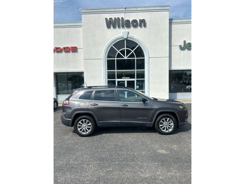 Used 2022 Jeep Cherokee Latitude Lux w/ Sun & Sound Group AWD/4WD image 1