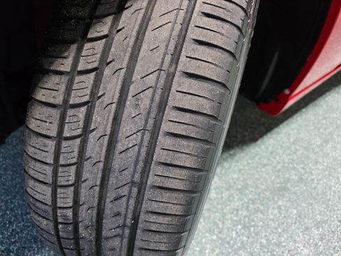 Used 2014 Dodge Charger SXT image 13