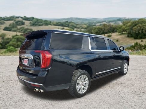 Certified 2023 GMC Yukon XL Denali AWD/4WD image 10