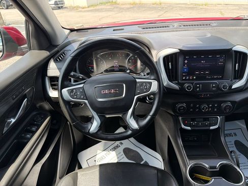 Used 2023 GMC Terrain SLT FWD image 16
